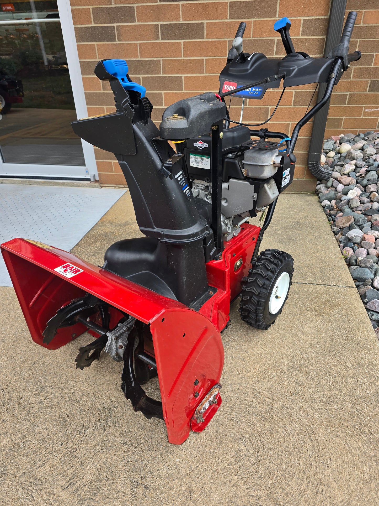 (Used)Toro PowerMax 724 OE